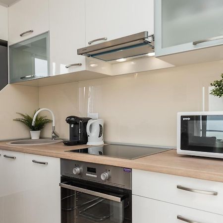 Zoran Brand New Modern Apartments มันเดร ภายนอก รูปภาพ