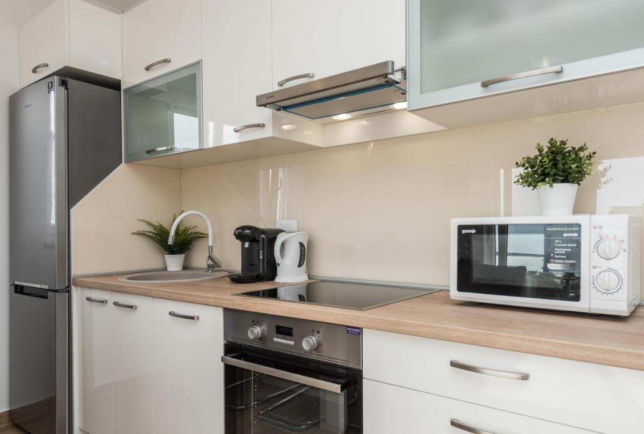 Zoran Brand New Modern Apartments มันเดร ภายนอก รูปภาพ